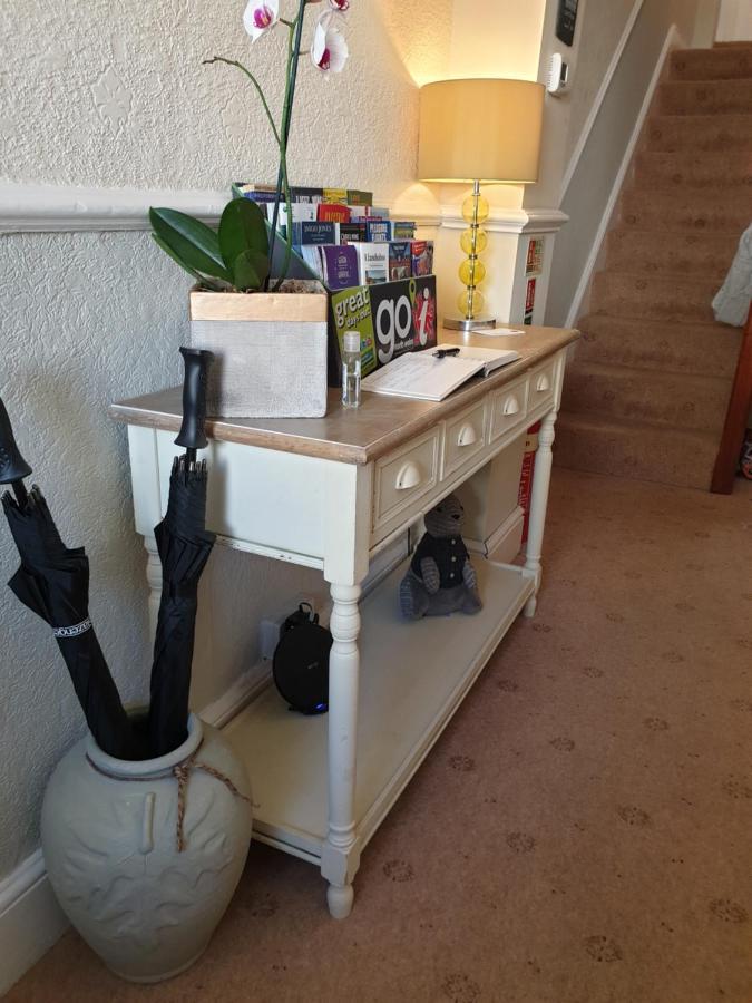 Glascoed Guest House Llandudno Bagian luar foto