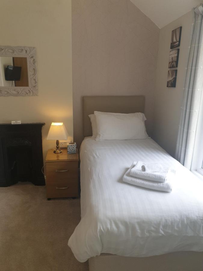 Glascoed Guest House Llandudno Bagian luar foto