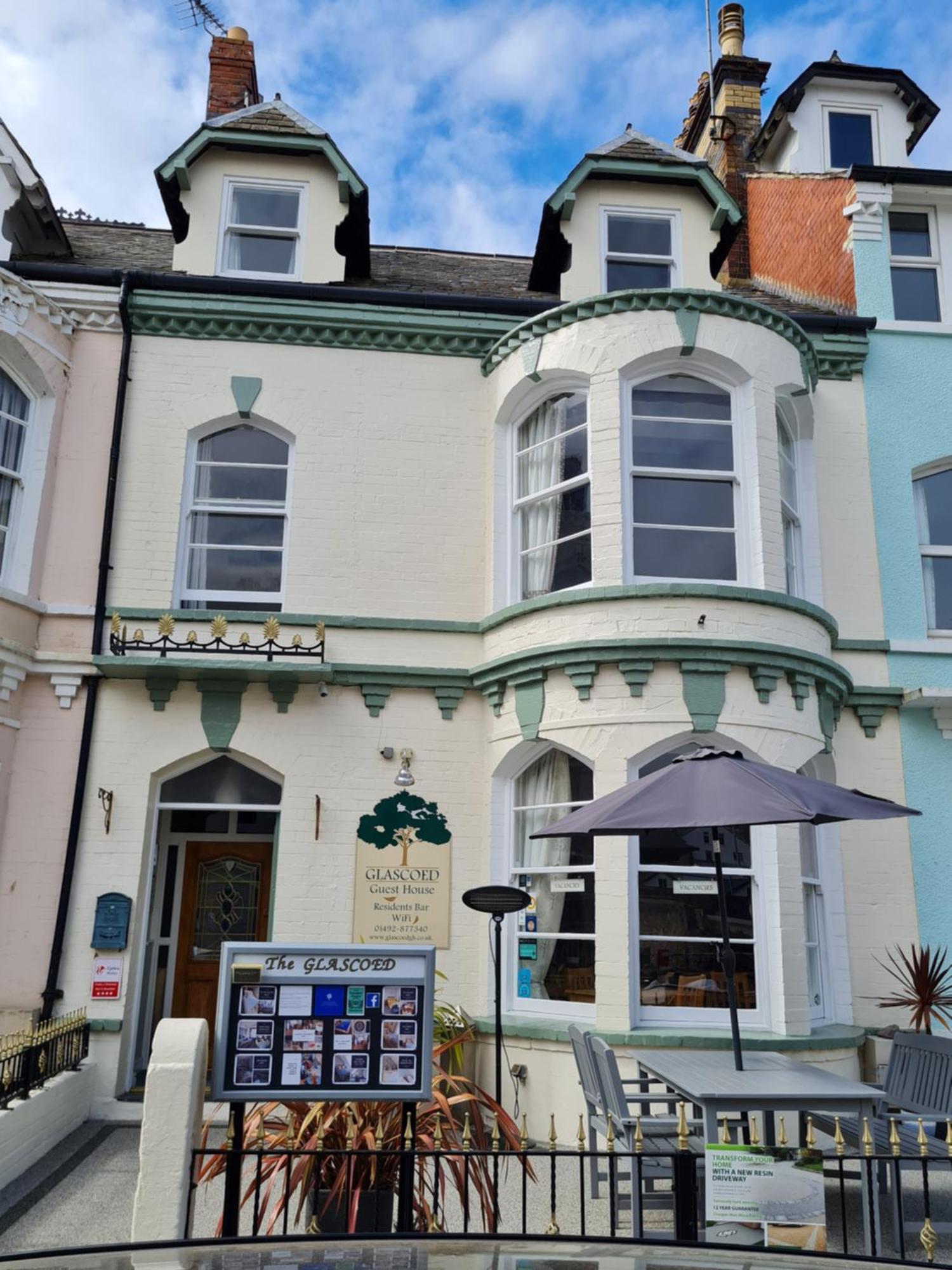 Glascoed Guest House Llandudno Bagian luar foto